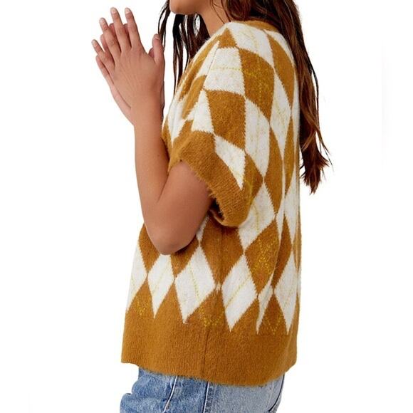 Free People Through the Motions Sweater Vest Retro Boxy Brown Cream M - Picture 12 of 13